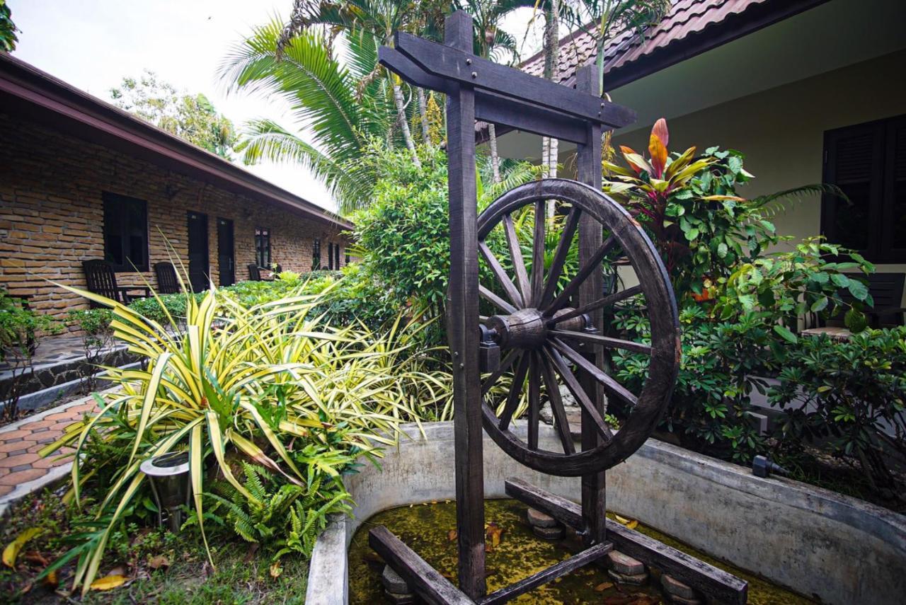 Capricorn Village - Sha Extra Plus Patong Exterior photo